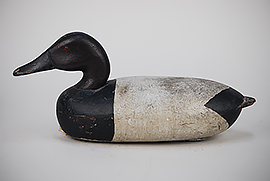 Hollow-carved canvasback by Charles Black of Bordentown, New Jersey. 
